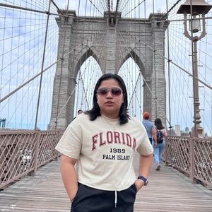 Meet your Posher, Denise